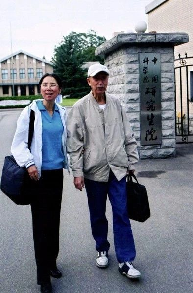 1570625594824945.png image.png